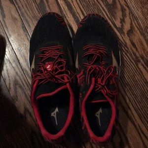 Oasis sneakers